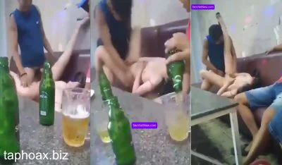 Đi hát này lạ nha.Mic cắm môi dưới mới chịu nóng bỏng